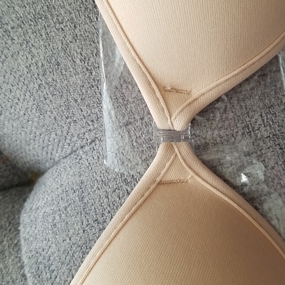 NWOT stick on bra - Picture 6 of 6